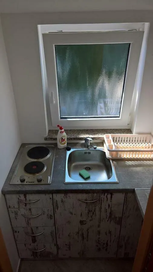 Apartment Poleti 马林斯卡 招待所